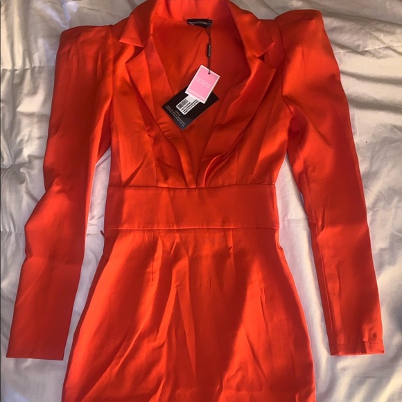 Pretty Little Thing Blazer Dress (new with tags) - Picture 3 of 3